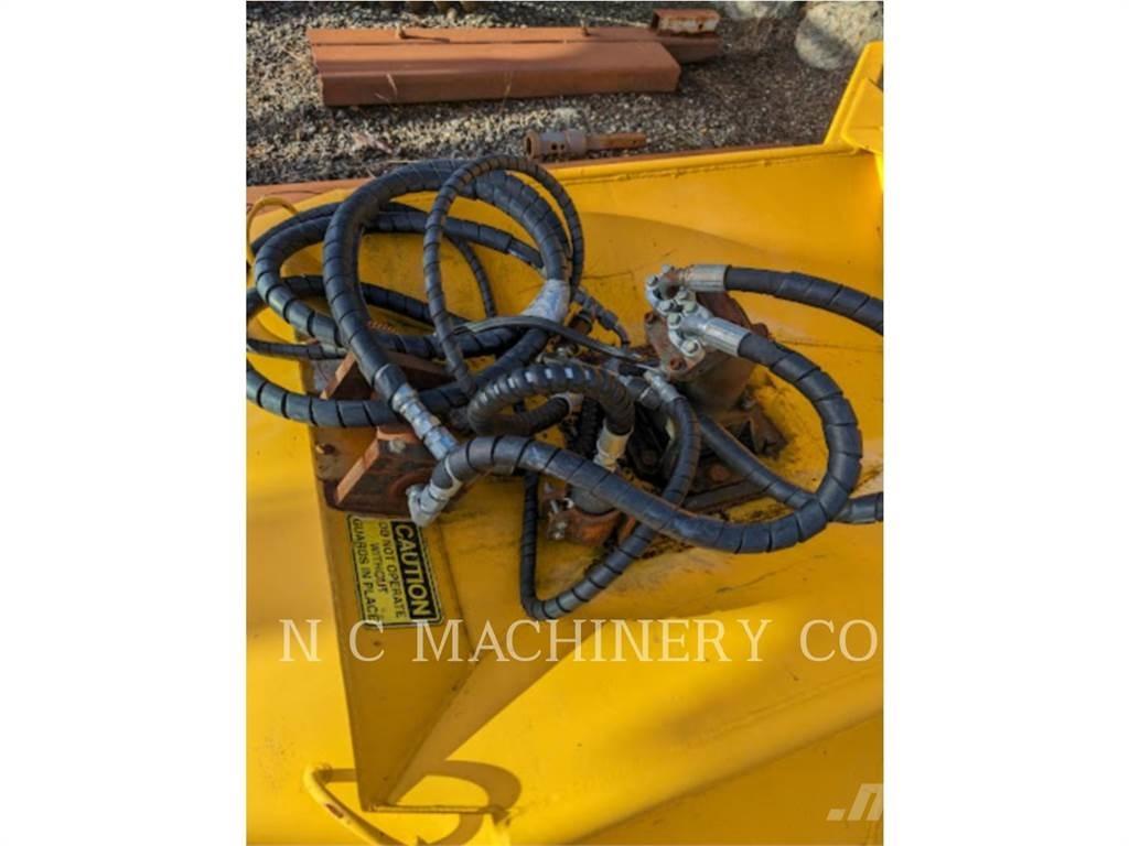  QA72 Chargeuse compacte