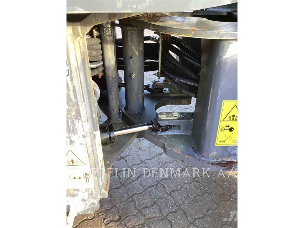 Schaeff TL100 Chargeuse sur pneus