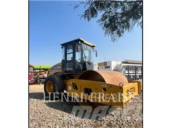 SEM MACHINERY 510 Compacteur de sol