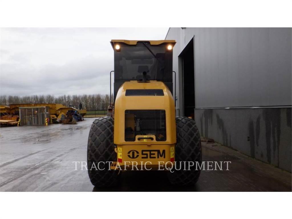 SEM MACHINERY SEM512 Compacteur de sol