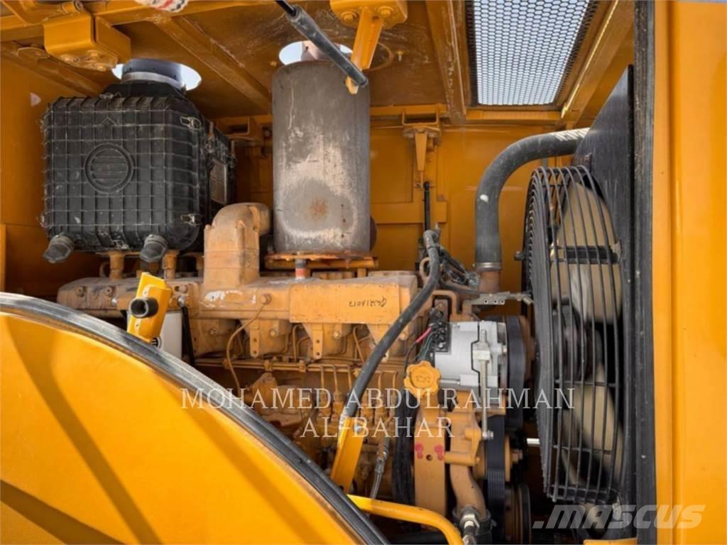 SEM MACHINERY SEM660D Chargeuse sur pneus