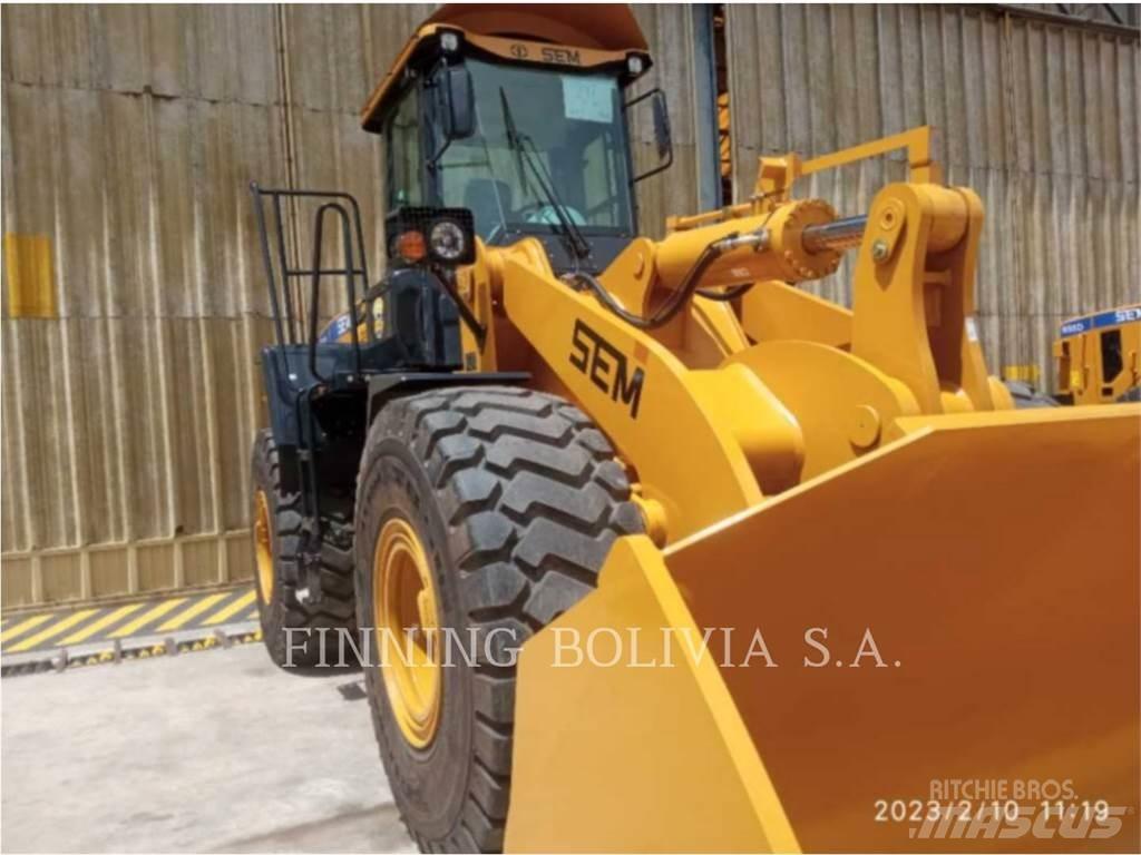 SEM MACHINERY SEM668D Chargeuse sur pneus