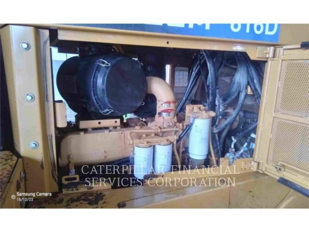 SEM MACHINERY SEM816D Bouteurs sur chenilles