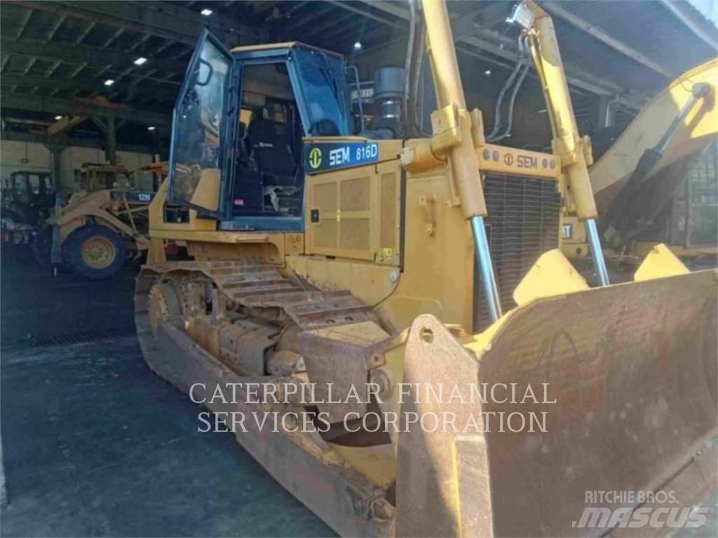 SEM MACHINERY SEM816D Bouteurs sur chenilles