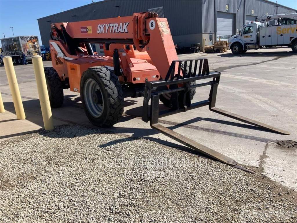 SkyTrak 8042O Chariot télescopique