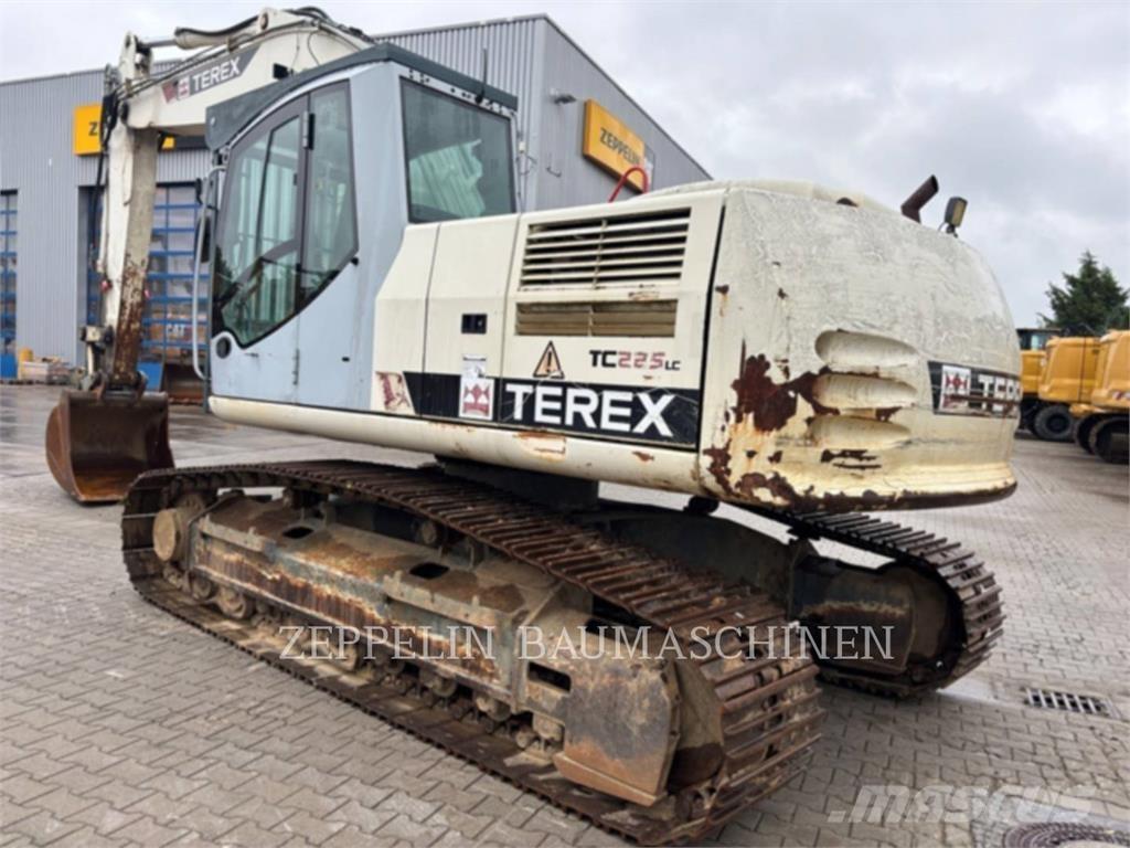 Terex TC225LC Pelle sur chenilles