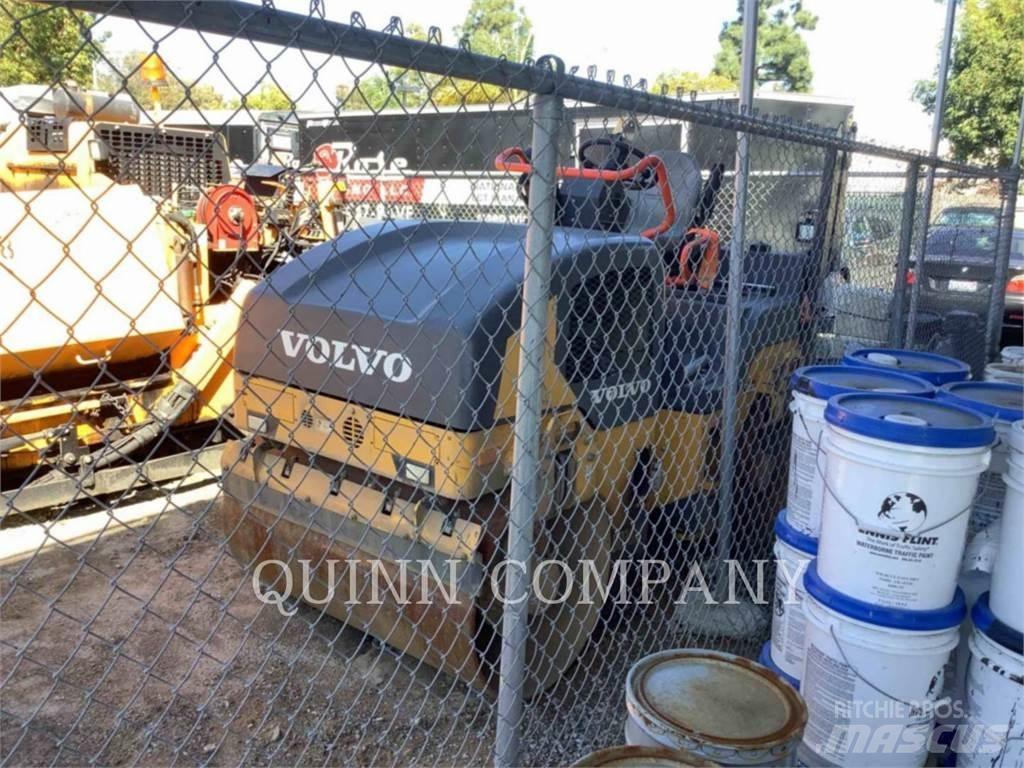 Volvo DD308 Pulvérisateur pour bitume