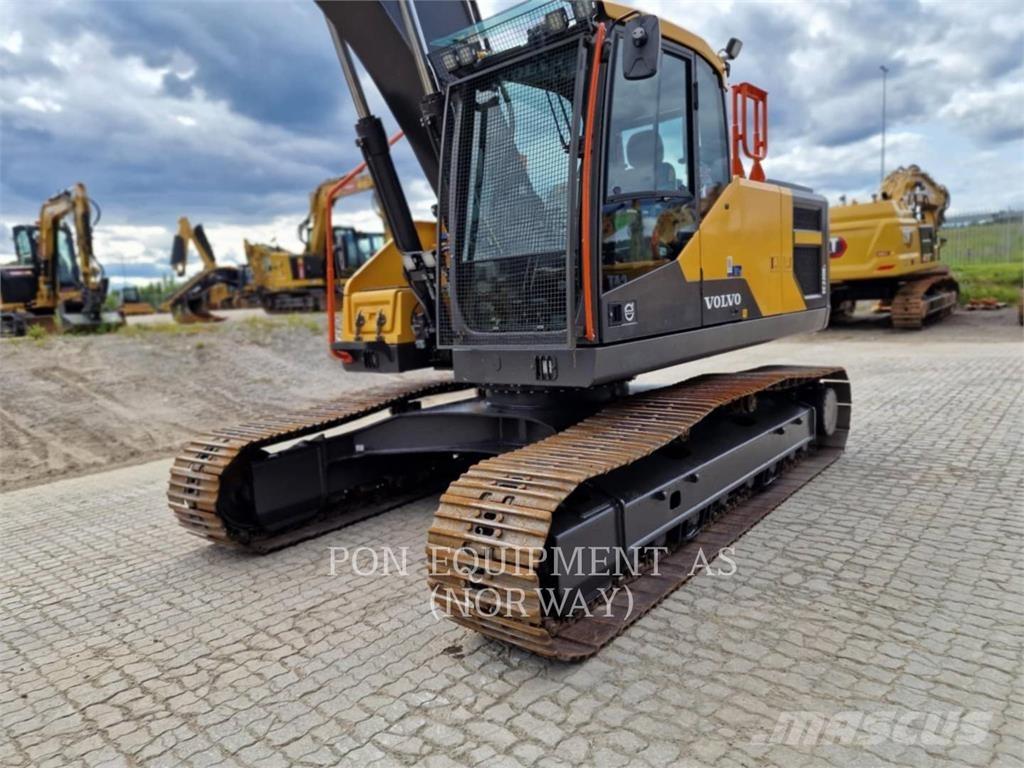 Volvo EC220 Pelle sur chenilles