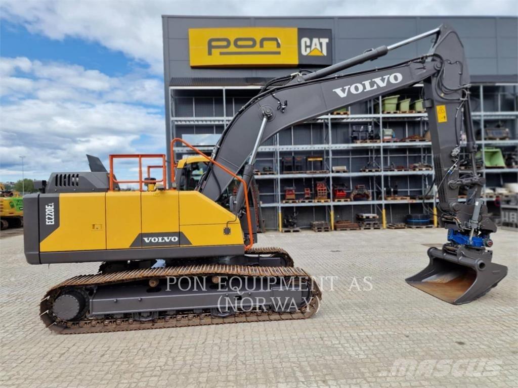 Volvo EC220 Pelle sur chenilles
