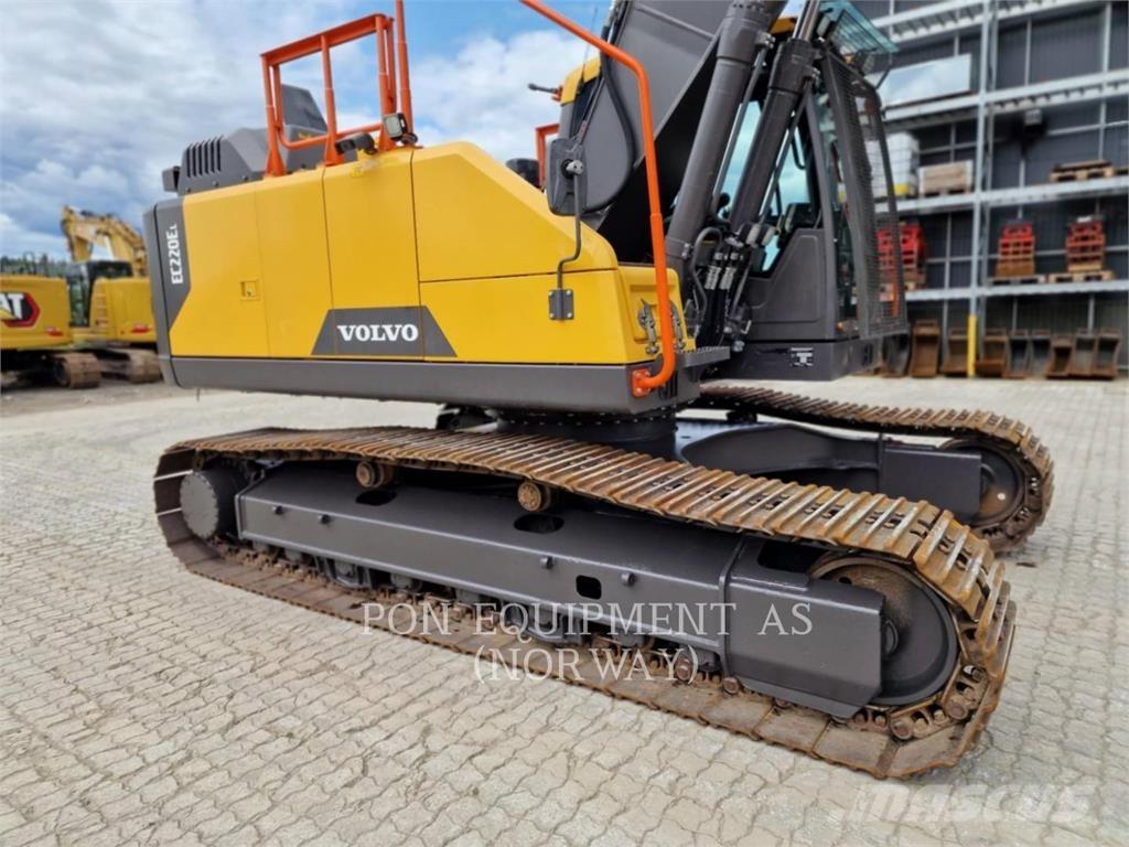 Volvo EC220 Pelle sur chenilles