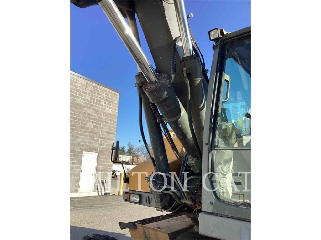 Volvo EW210C Pelle sur chenilles