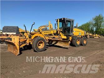 Volvo G740B Niveleuse