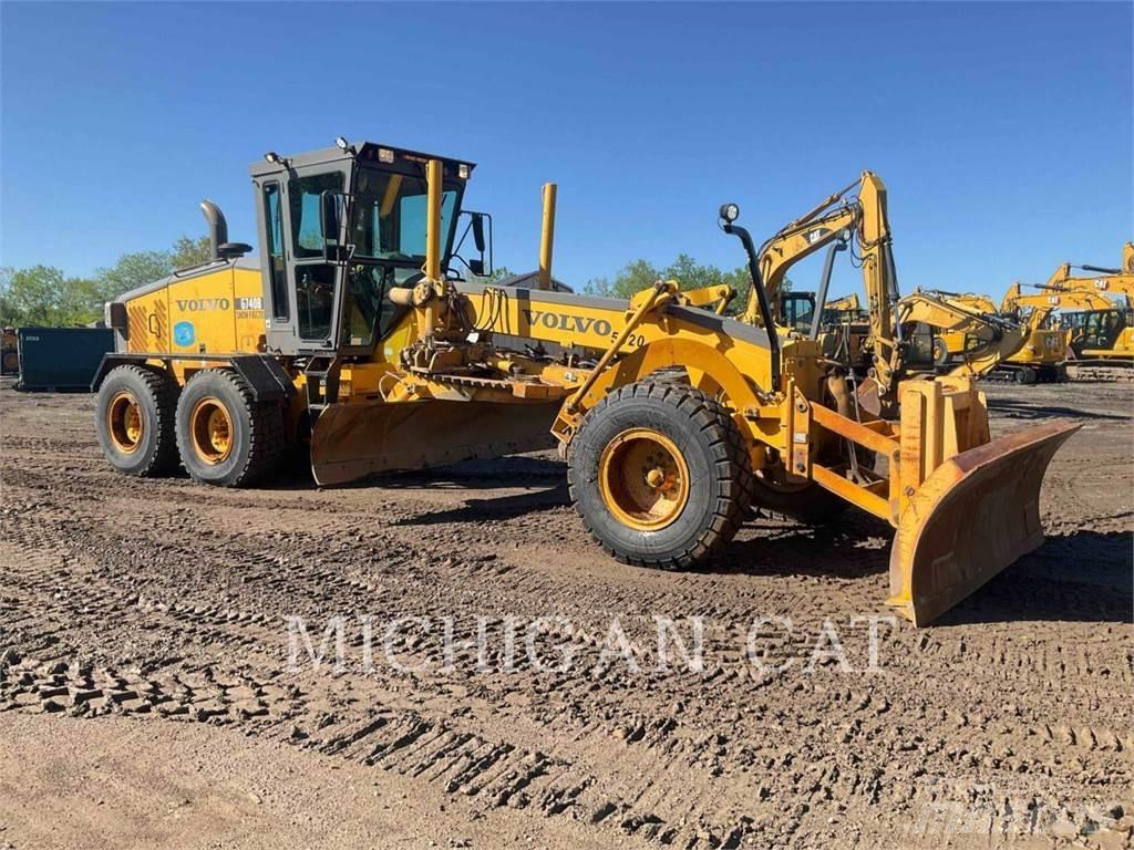 Volvo G740B Niveleuse