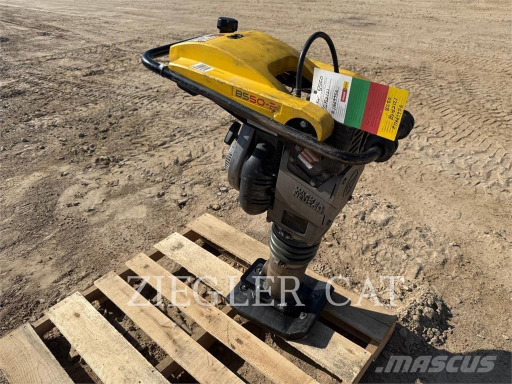 Wacker BS50-2 Compacteur de sol