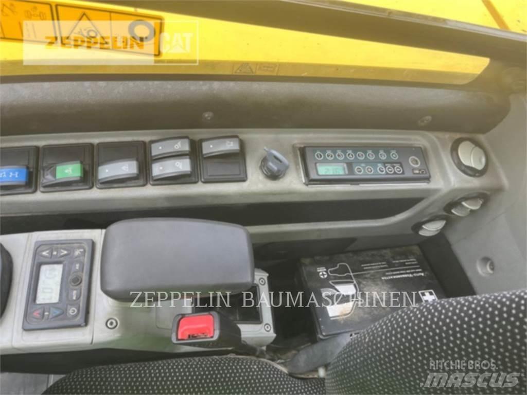 Wacker EW100 Pelle sur pneus