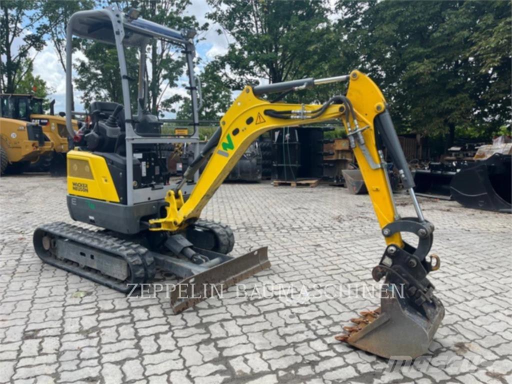 Wacker EZ17E Pelle sur chenilles