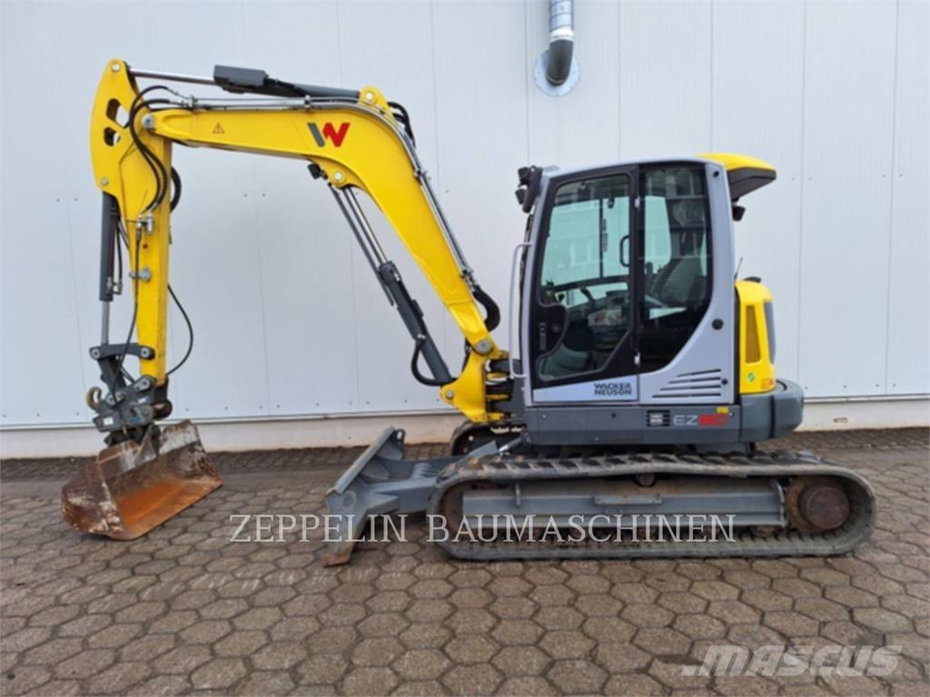Wacker EZ80 Pelle sur chenilles