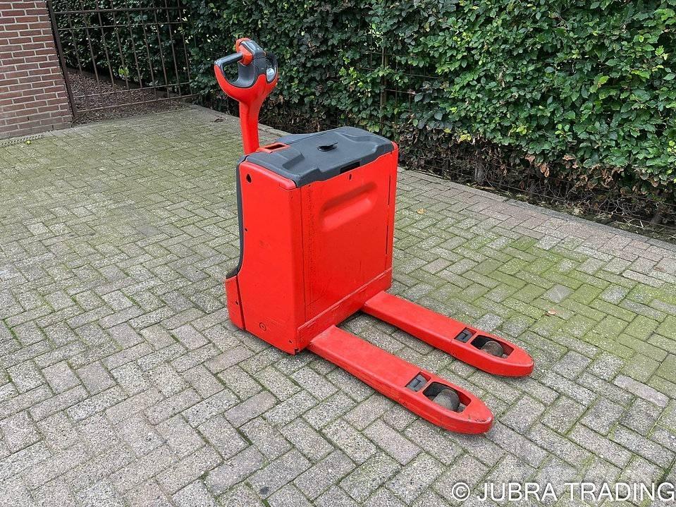 Linde T16 Gerbeur accompagnant