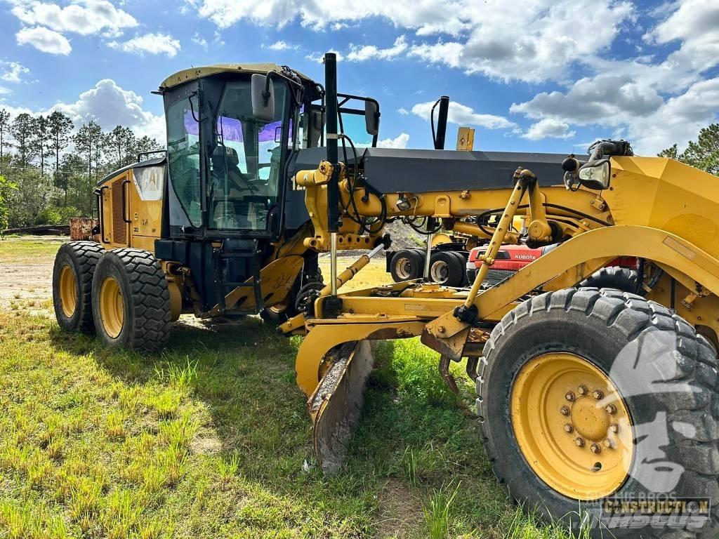 CAT 12 M Niveleuse