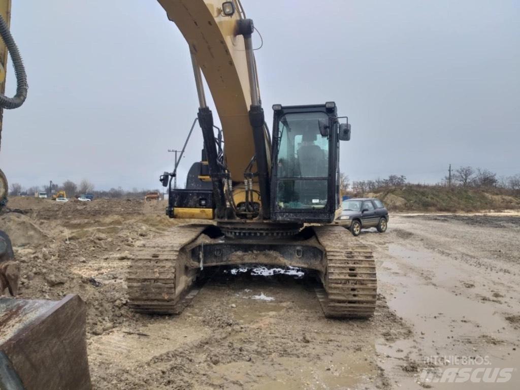 CAT 336 D2 Pelle sur chenilles