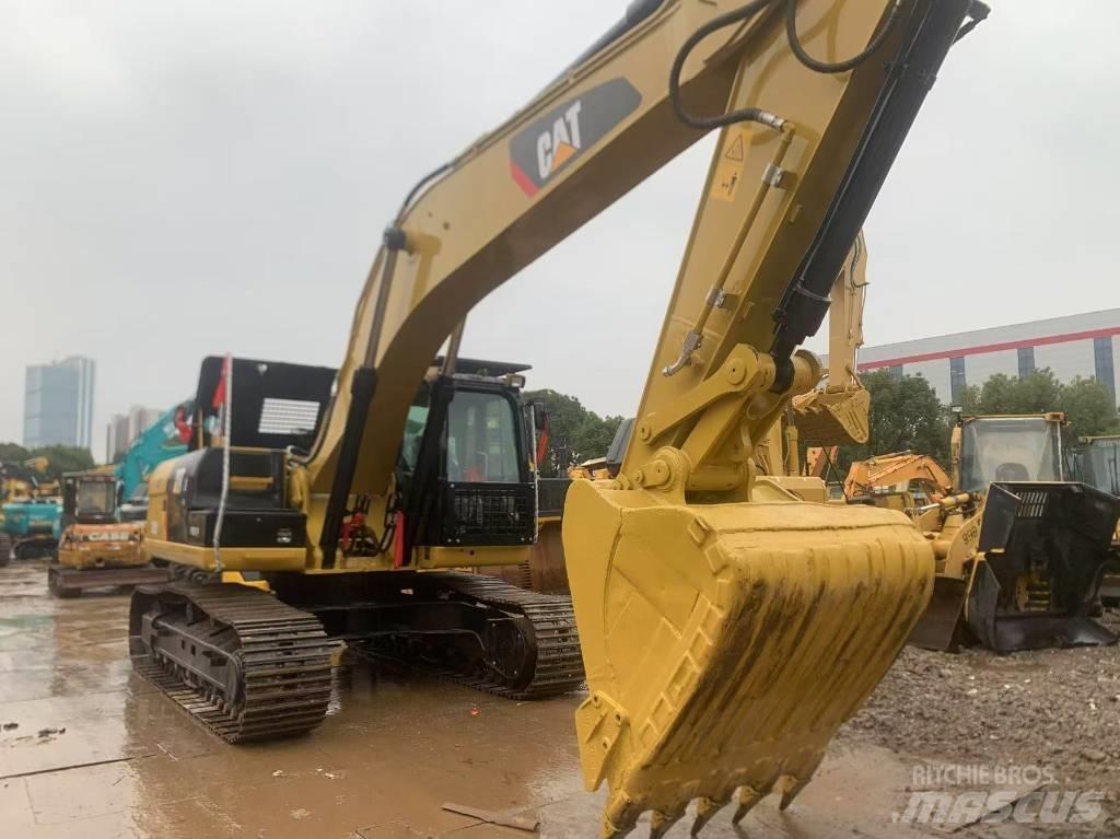 CAT 329 D Pelle sur chenilles
