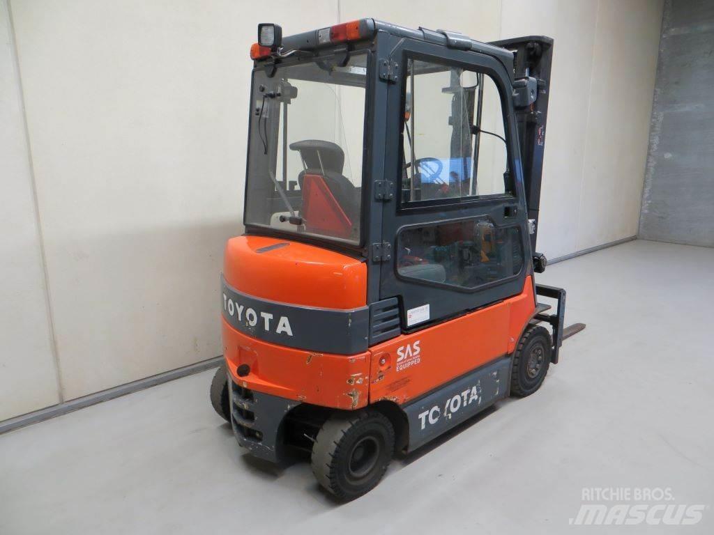Toyota 7FBMF20 Chariots élévateurs électriques