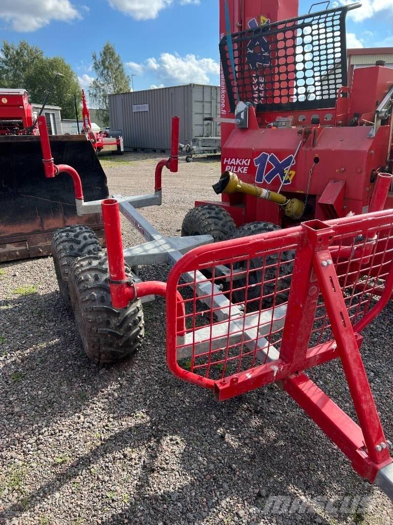 Honda LT-10 Remorque forestière avec grue