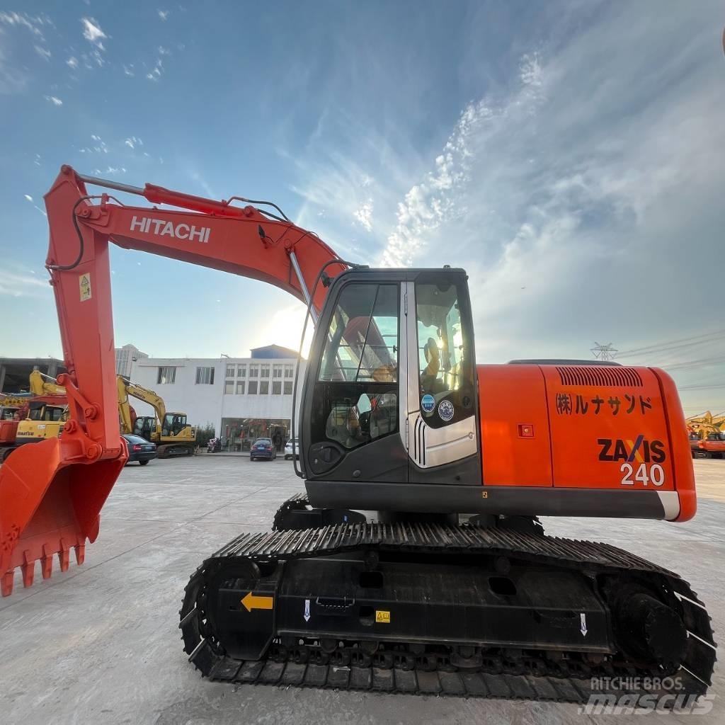 Hitachi ZX 240 Pelle sur chenilles