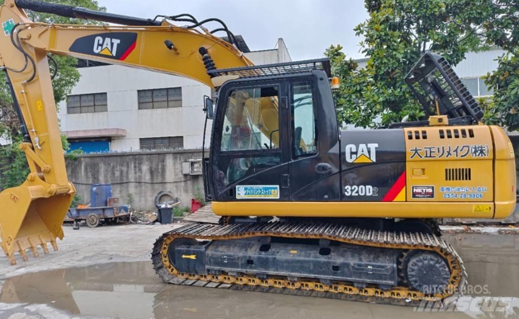 CAT 320 D2 Pelle sur chenilles