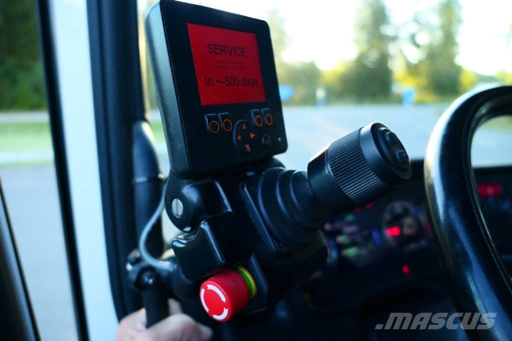 Scania R590B6x2nb Camion ampliroll