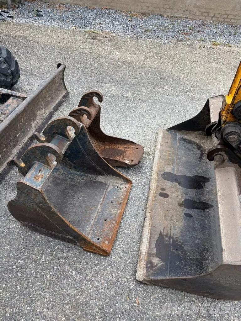 JCB 8026 CTS Mini pelle < 7t