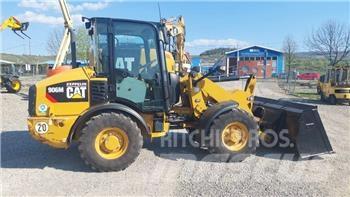 CAT 906 Chargeuse sur pneus