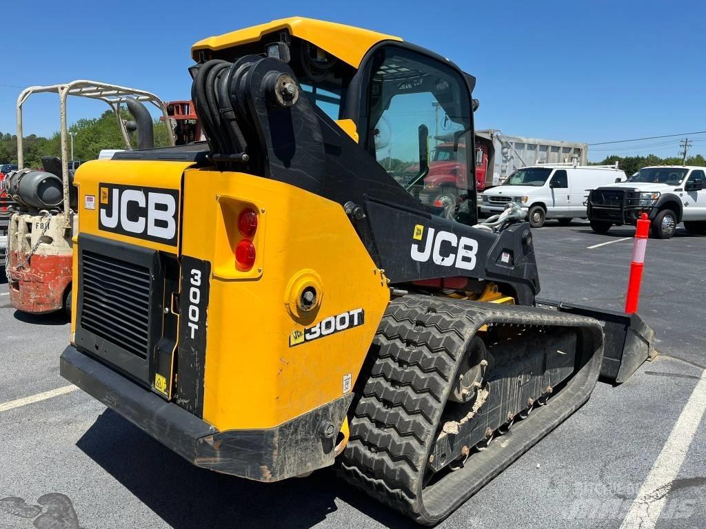 JCB 300 T Chargeuse compacte