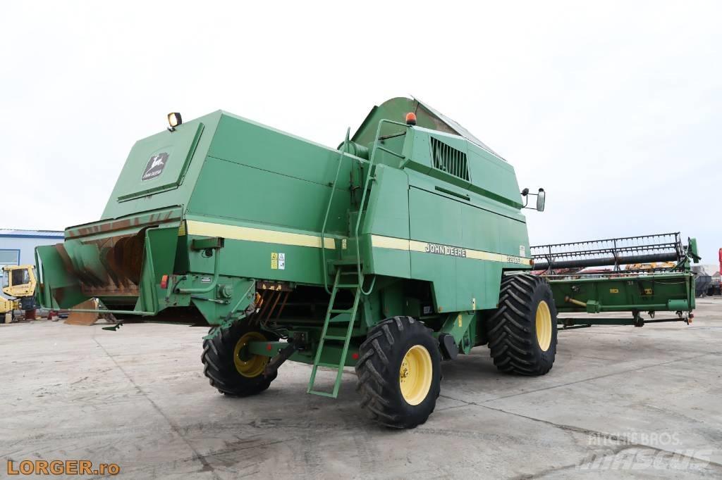 John Deere 2266 E Moissonneuse batteuse