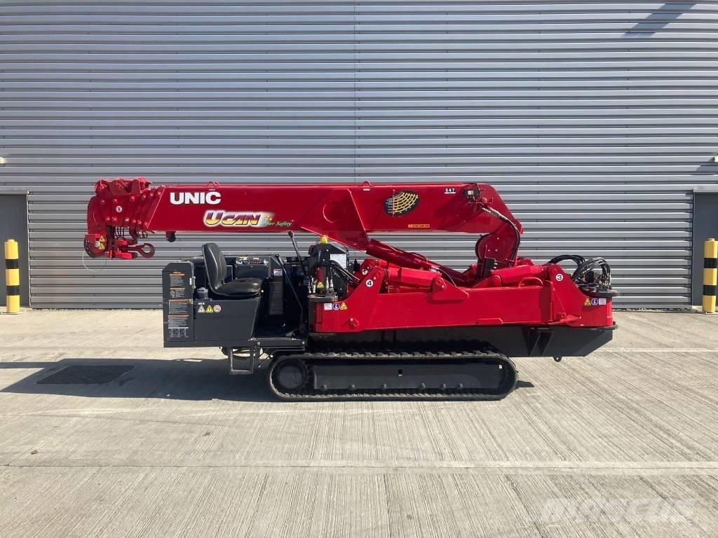Unic URW-547 Mini grue