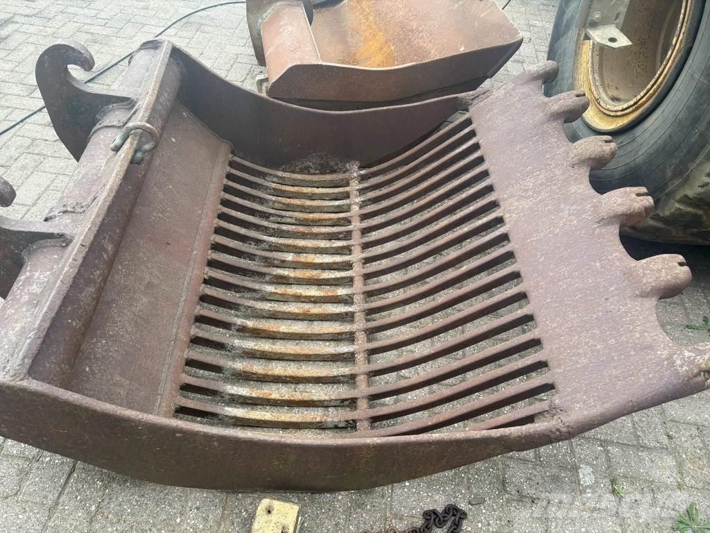  Diversen diversen Pelle sur chenilles