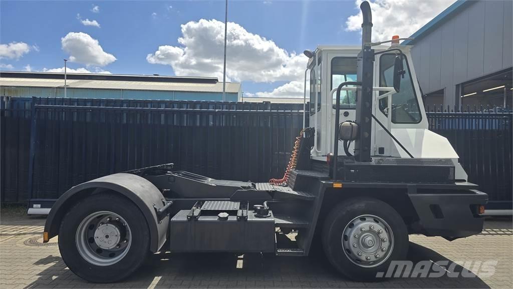 Terberg YT220 Tracteur de manœuvre