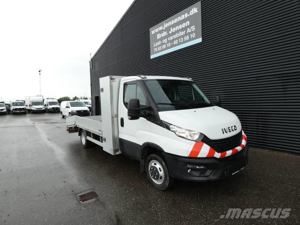 Iveco 50C 18 Camion porte engin