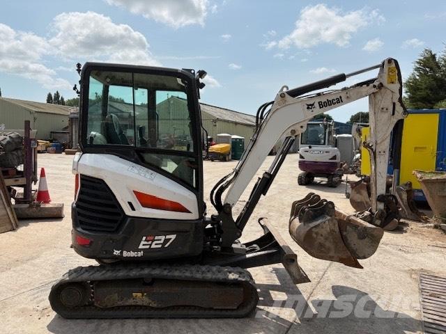 Bobcat E 27 Mini pelle < 7t