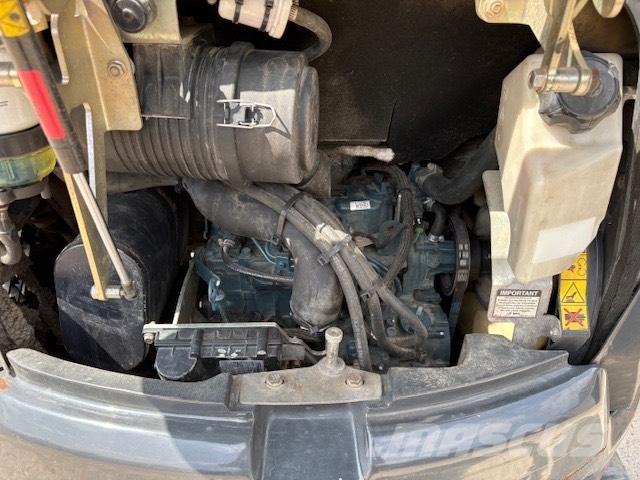 Bobcat E 27 Mini pelle < 7t