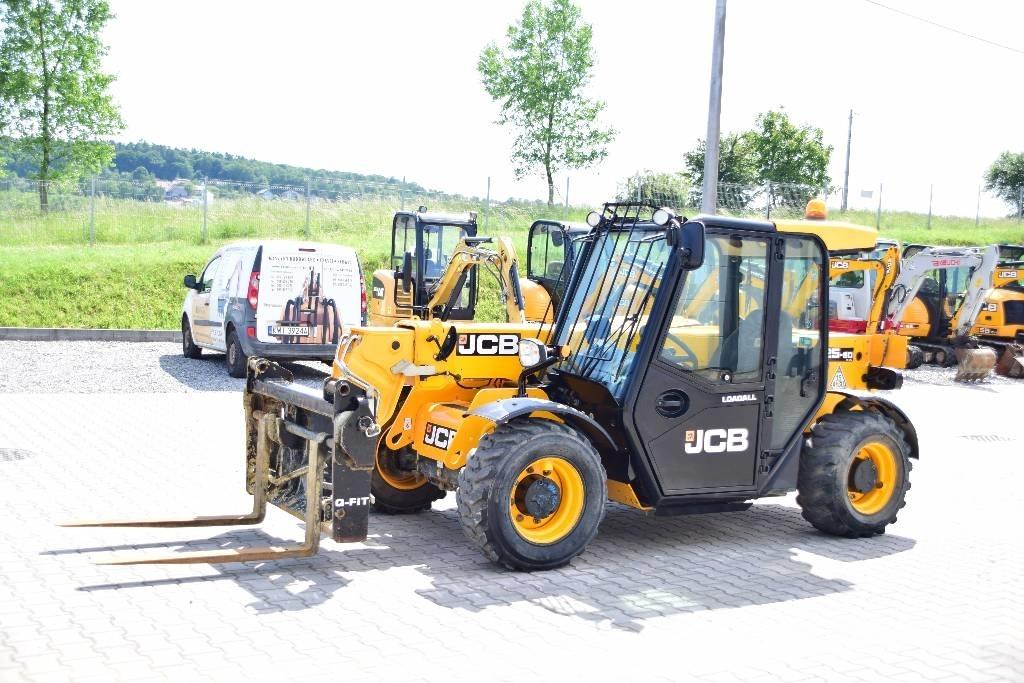 JCB 525-60 HiVIZ Chariot télescopique