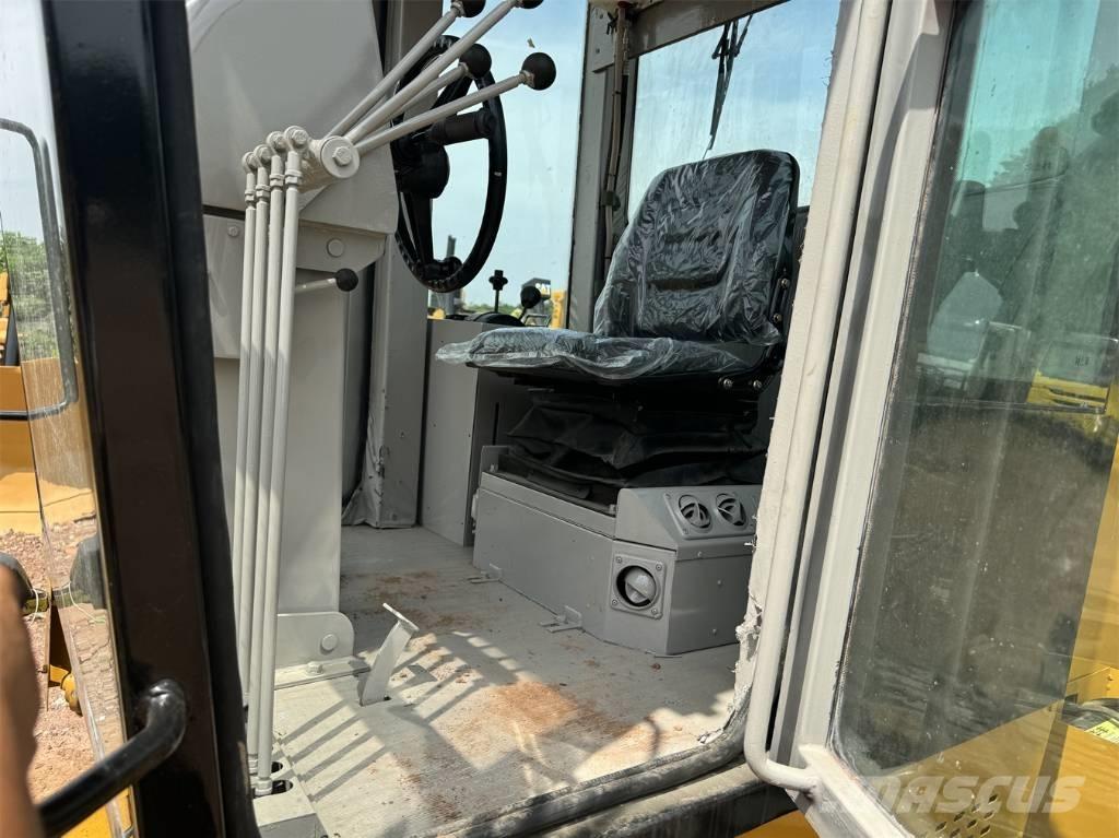 CAT 140 G Niveleuse
