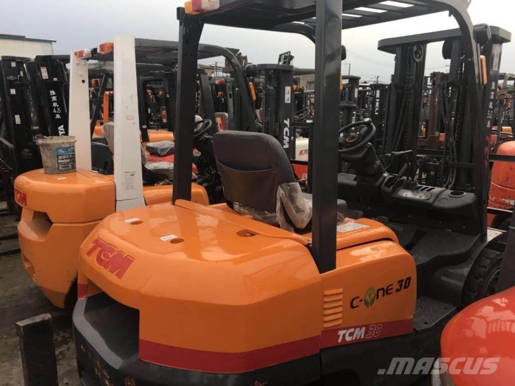 TCM FD 30 Chariots diesel