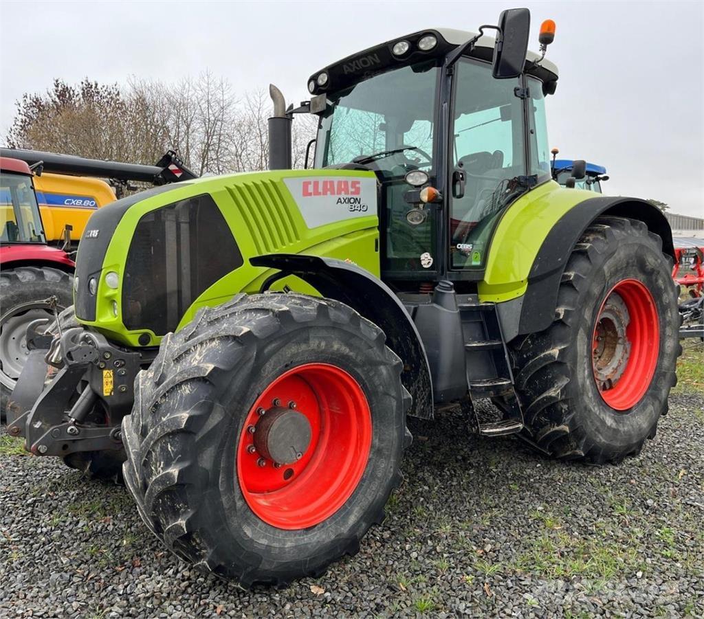 CLAAS Axion 840 Tracteur