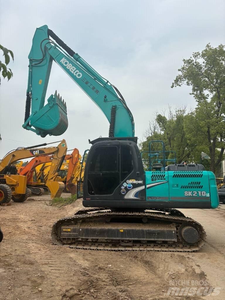 Kobelco SK 210 Pelle sur chenilles