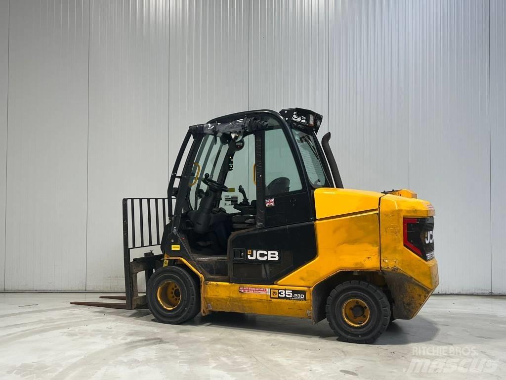 JCB TLT35-23D-2WD Chariots diesel