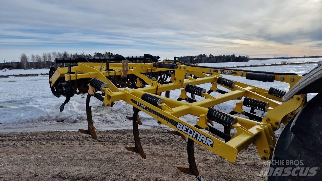 Bednar FN 3000 Déchaumeur, cultivateur