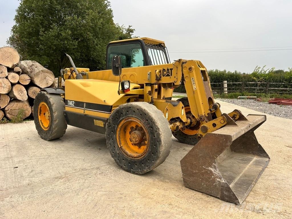 CAT TH 62 Chariot télescopique