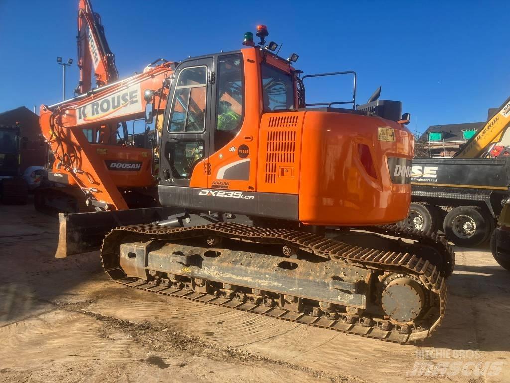 Doosan DX 235 LCR Pelle sur chenilles