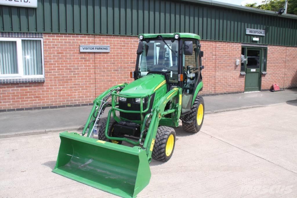 John Deere 2026R Tracteur
